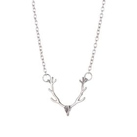 Christmas Elk Necklace Women's Fashion Ornament (Color: Silver)